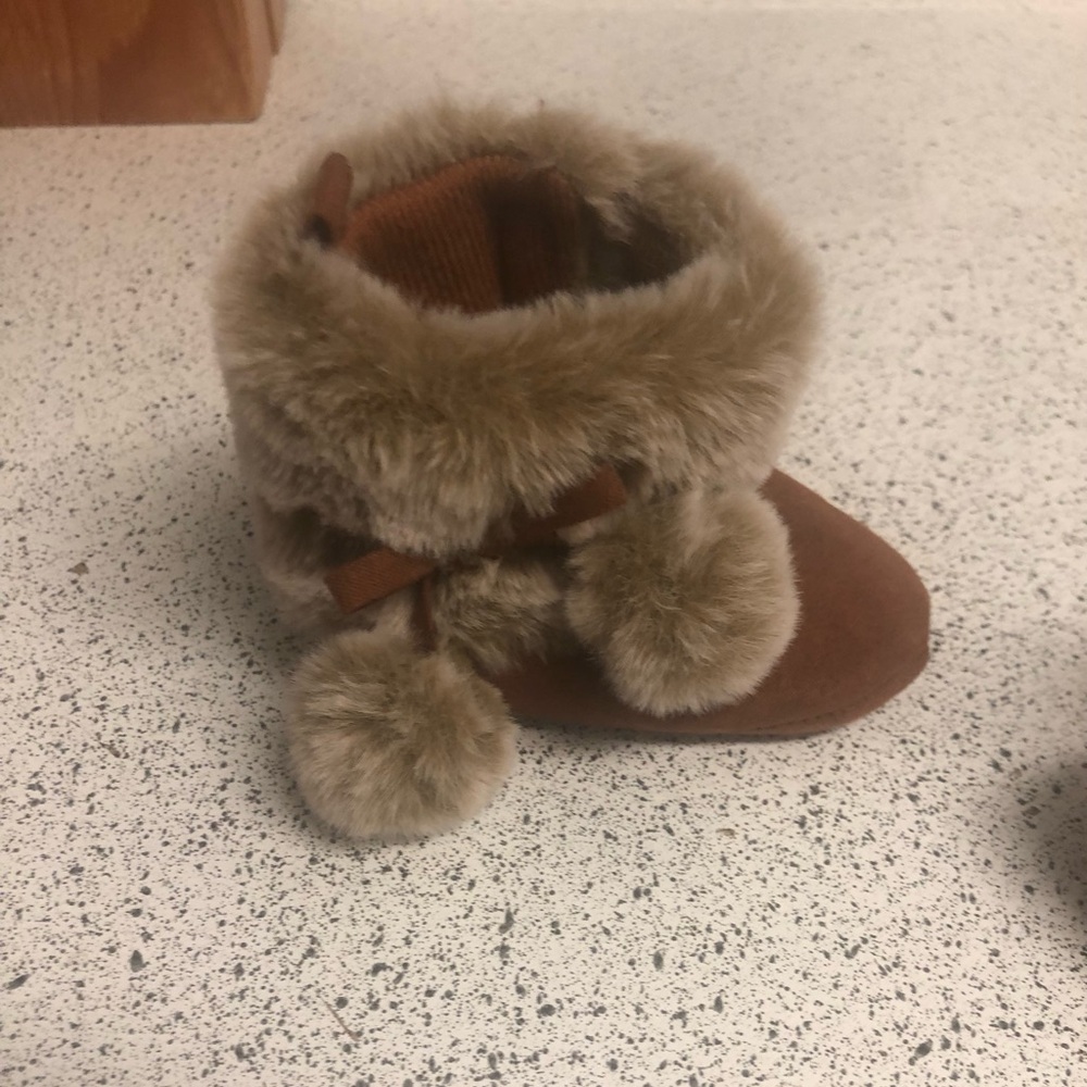 Cozy Brown Fur-Lined baby Boots